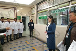 華謀咨詢為某醫院進行科室現場手把手演示輔導