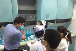 華謀咨詢為某醫院針對已經通過驗收的樣板科室進行紅牌作戰培訓