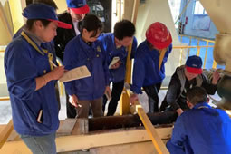 華謀咨詢為某（食品藥品行業）公司展開生產車間浪費點挖掘活動